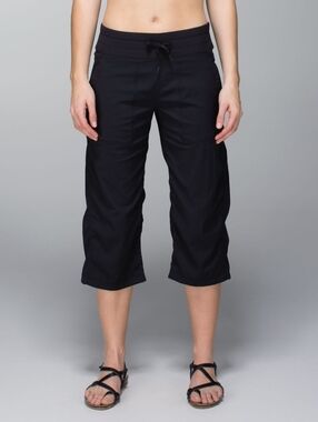 Lululemon Studio CropBlack